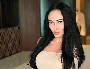 Η εκρηκτική Nina Serebrova: Από τη Ρωσία με… αγάπη